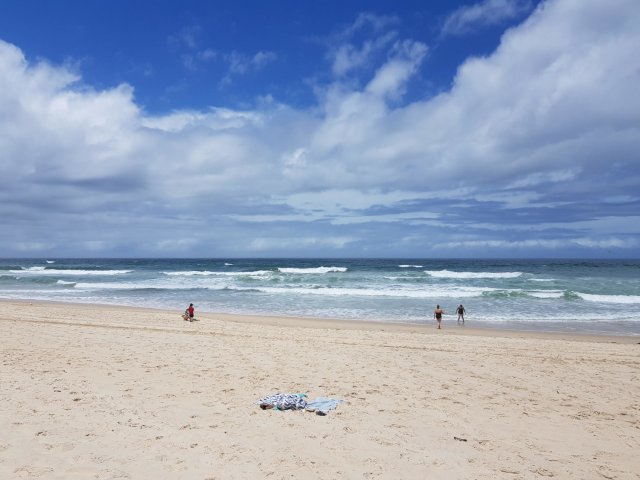 Main Beach - surfer paradise 